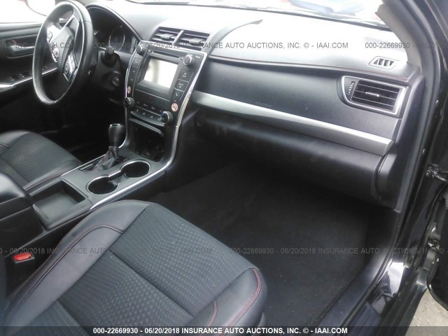 4T1BF1FK6FU009689 - 2015 TOYOTA CAMRY LE/XLE/SE/XSE 黑色 照片 5