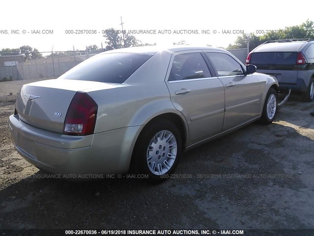 2C3KA43R06H510493 - 2006 CHRYSLER 300 GOLD photo 4