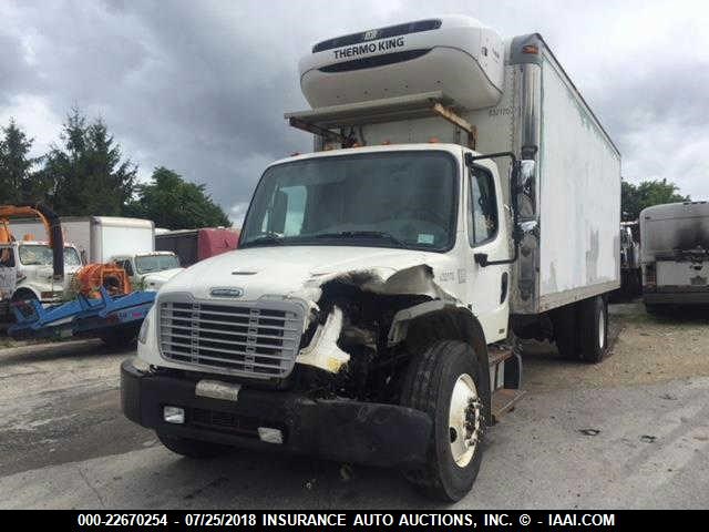 1FVACWDT7CDBP2839 - 2012 FREIGHTLINER M2 106 MEDIUM DUTY WHITE photo 2