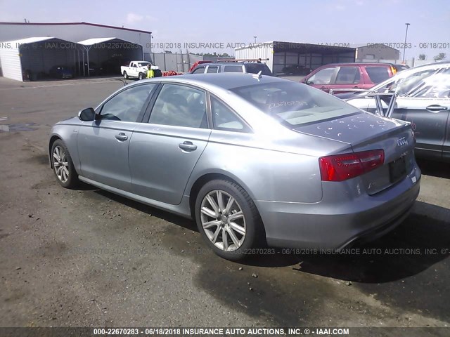 WAUJGAFCXCN166098 - 2012 AUDI A6 PRESTIGE ვერცხლისფერი ფოტო 3