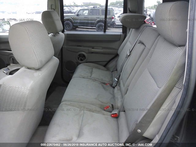 1J8HG48N16C323012 - 2006 JEEP COMMANDER შავი ფოტო 8