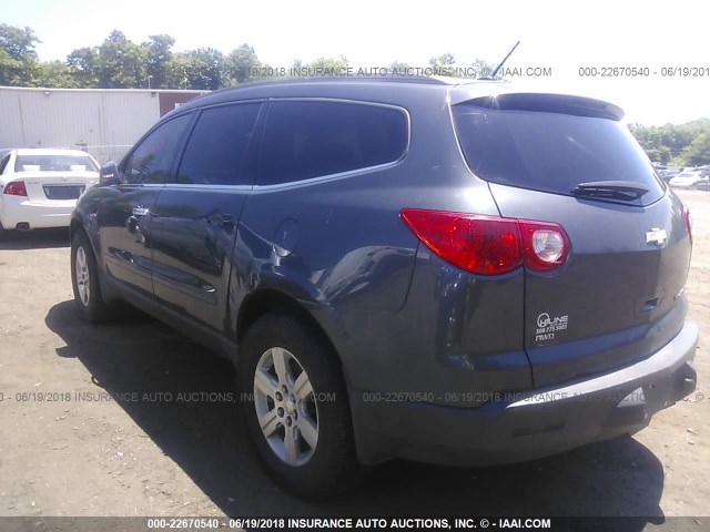 1GNLVFED1AJ226824 - 2010 CHEVROLET TRAVERSE LT GRAY photo 3