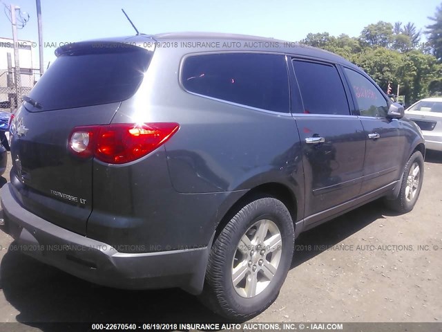 1GNLVFED1AJ226824 - 2010 CHEVROLET TRAVERSE LT GRAY photo 4