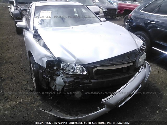 YV1RS592772602051 - 2007 VOLVO S60 2.5T SILVER photo 6