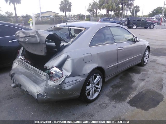 WDBTJ56H46F195688 - 2006 MERCEDES-BENZ CLK 350 SILVER photo 4