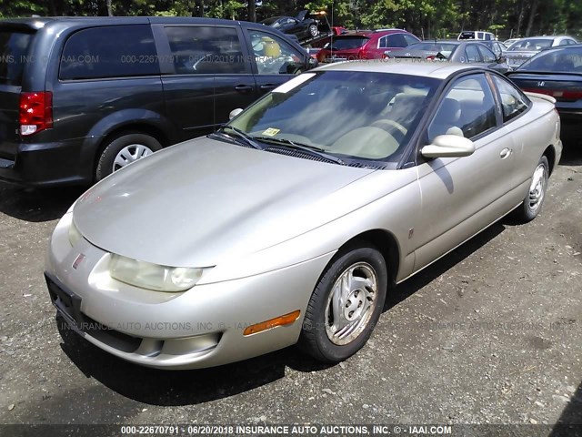 1G8ZH1275WZ137076 - 1998 SATURN SC2 GOLD photo 2