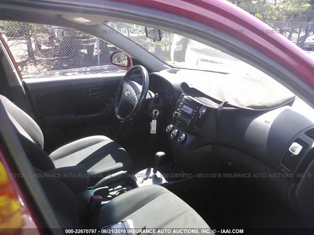 KMHDU46D49U654833 - 2009 HYUNDAI ELANTRA GLS/SE RED photo 5