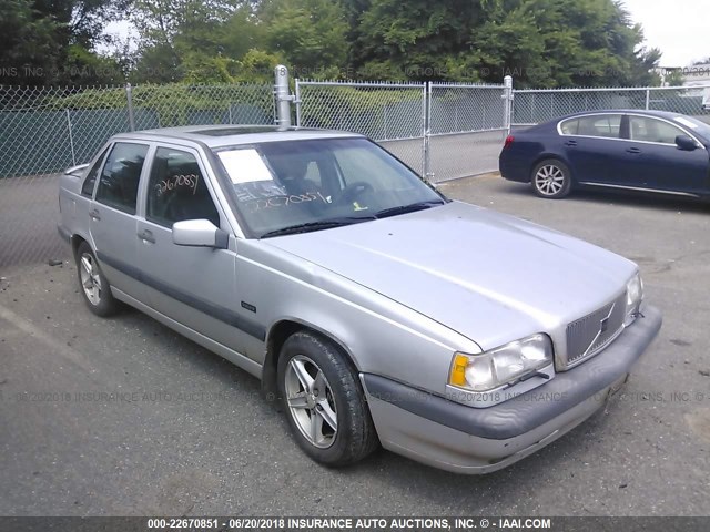 YV1LS5551V2408280 - 1997 VOLVO 850 SILVER photo 1