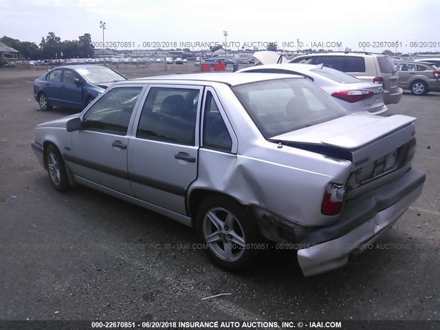 YV1LS5551V2408280 - 1997 VOLVO 850 SILVER photo 3