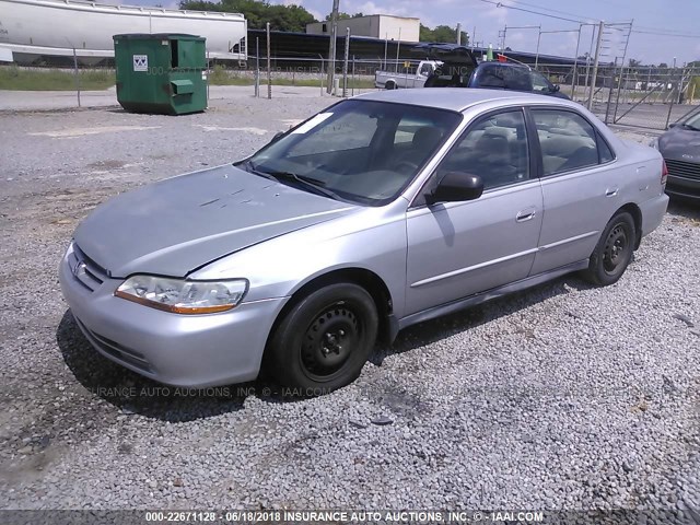 1HGCF86642A051750 - 2002 HONDA ACCORD VALUE SILVER photo 2