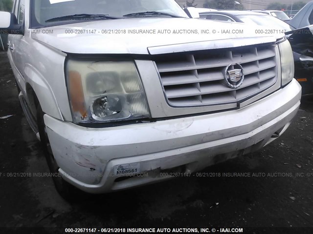 1GYEK63N74R189395 - 2004 CADILLAC ESCALADE LUXURY თეთრი ფოტო 6