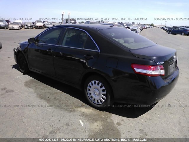 4T4BF3EK2BR163457 - 2011 TOYOTA CAMRY SE/LE/XLE BLACK photo 3