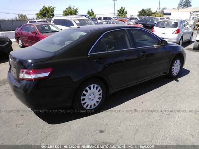 4T4BF3EK2BR163457 - 2011 TOYOTA CAMRY SE/LE/XLE BLACK photo 4