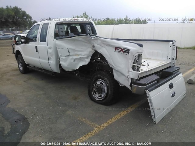 1FT7X2B69FEB07499 - 2015 FORD F250 SUPER DUTY WHITE photo 3