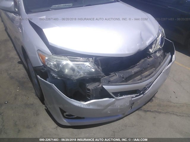 4T1BD1FK3EU118289 - 2014 TOYOTA CAMRY HYBRID/LE/XLE ვერცხლისფერი ფოტო 6