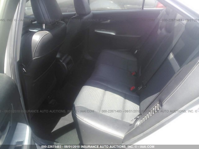 4T1BD1FK3EU118289 - 2014 TOYOTA CAMRY HYBRID/LE/XLE ვერცხლისფერი ფოტო 8