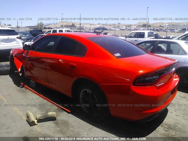 2C3CDXBG2JH114376 - 2018 DODGE CHARGER SXT ORANGE photo 3