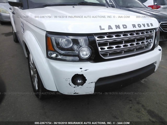 SALAK2D49BA577185 - 2011 LAND ROVER LR4 HSE LUXURY WHITE photo 6