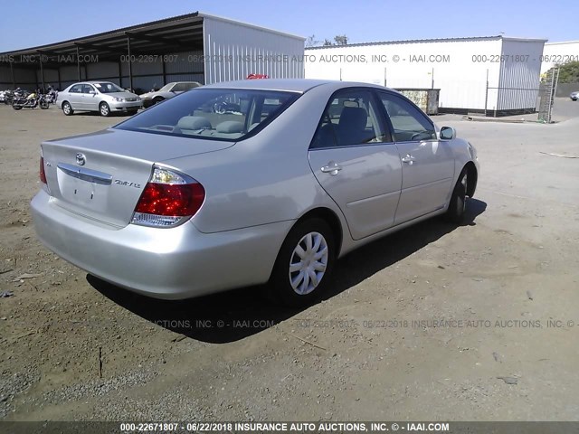 4T1BE32K66U113619 - 2006 TOYOTA CAMRY LE/XLE/SE ვერცხლისფერი ფოტო 4