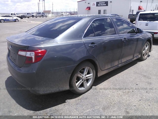 4T1BF1FK5CU122657 - 2012 TOYOTA CAMRY SE/LE/XLE 灰色 照片 4