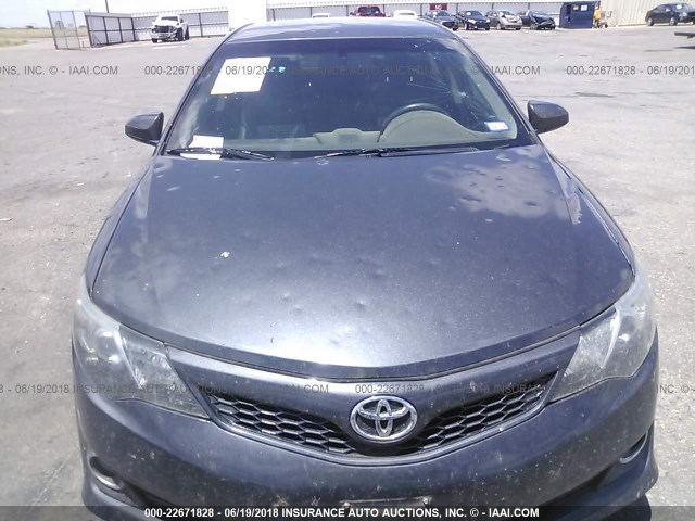 4T1BF1FK5CU122657 - 2012 TOYOTA CAMRY SE/LE/XLE 灰色 照片 6