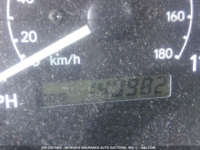 1Y1SK52872Z401784 - 2002 CHEVROLET GEO PRIZM LSI BLACK photo 7