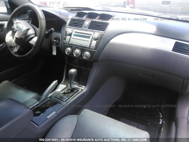 4T1CE30P17U756559 - 2007 TOYOTA CAMRY SOLARA SE/SLE ლურჯი ფოტო 5