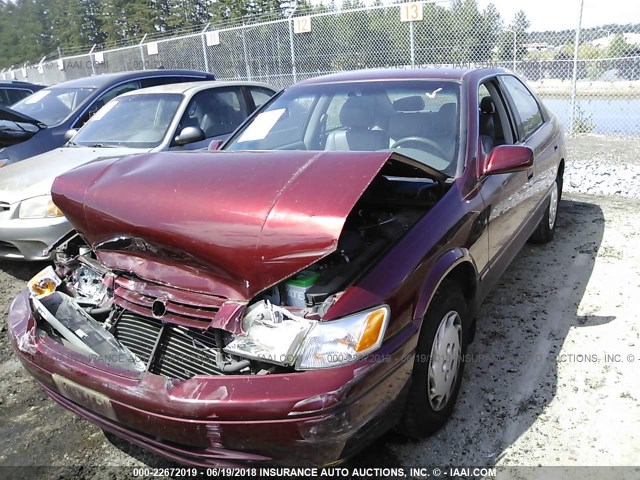 JT2BG22K5X0377103 - 1999 TOYOTA CAMRY LE/XLE RED photo 2