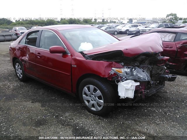 4T4BF3EK6BR101897 - 2011 TOYOTA CAMRY SE/LE/XLE 红色 照片 1