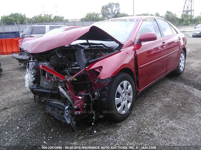 4T4BF3EK6BR101897 - 2011 TOYOTA CAMRY SE/LE/XLE 红色 照片 2