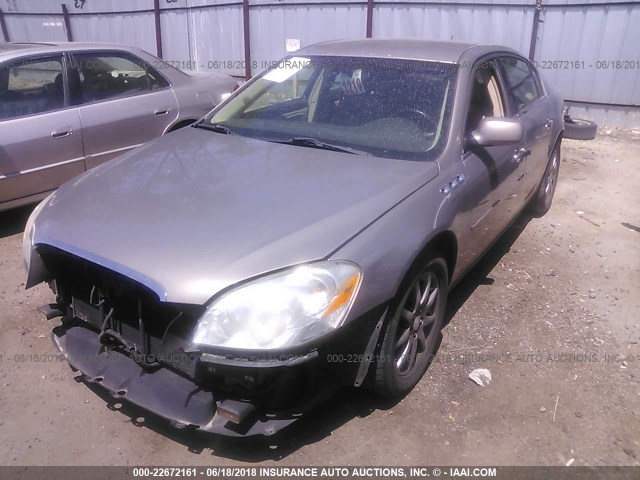 1G4HD57277U100235 - 2007 BUICK LUCERNE CXL SILVER photo 2