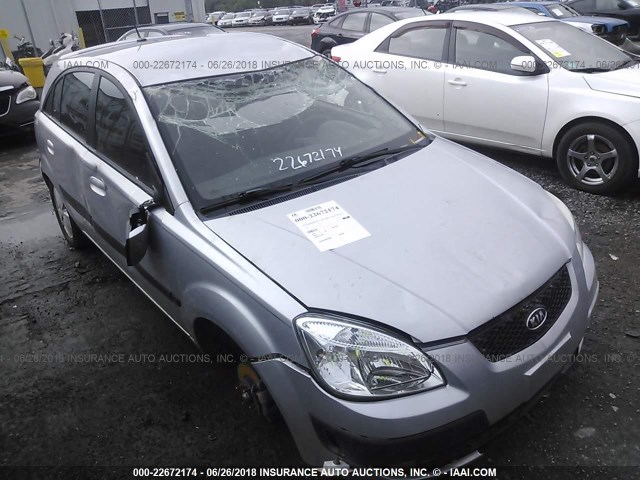 KNADE243296570902 - 2009 KIA RIO 5 SX SILVER photo 6