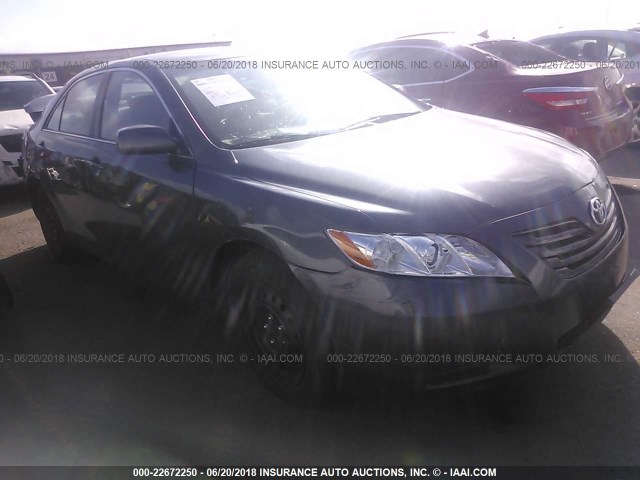 4T1BE46K47U652063 - 2007 TOYOTA CAMRY NEW GENERAT CE/LE/XLE/SE GRAY photo 1