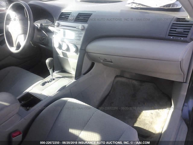 4T1BE46K47U652063 - 2007 TOYOTA CAMRY NEW GENERAT CE/LE/XLE/SE GRAY photo 5