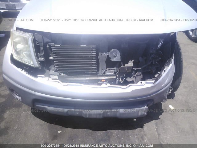 1N6BD06T65C457610 - 2005 NISSAN FRONTIER KING CAB XE SILVER photo 6