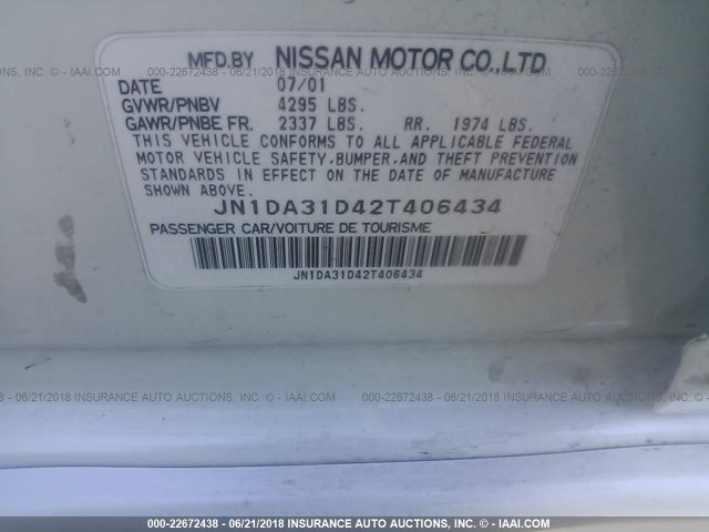 JN1DA31D42T406434 - 2002 NISSAN MAXIMA GLE/GXE/SE WHITE photo 9