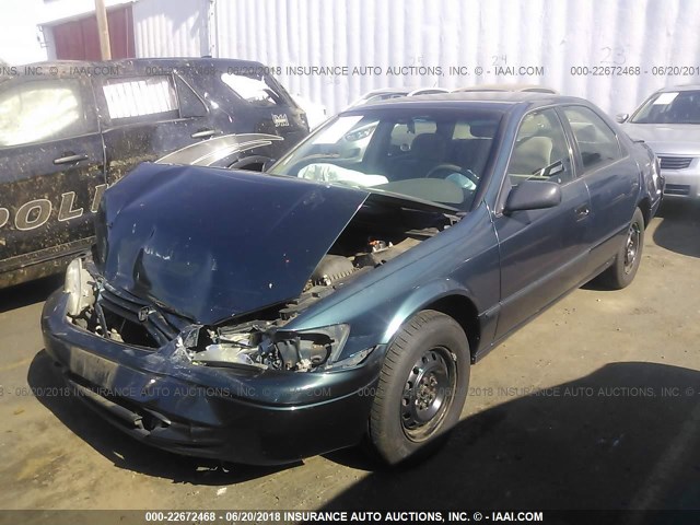 4T1BG22K6WU221095 - 1998 TOYOTA CAMRY CE/LE/XLE 绿色 照片 2
