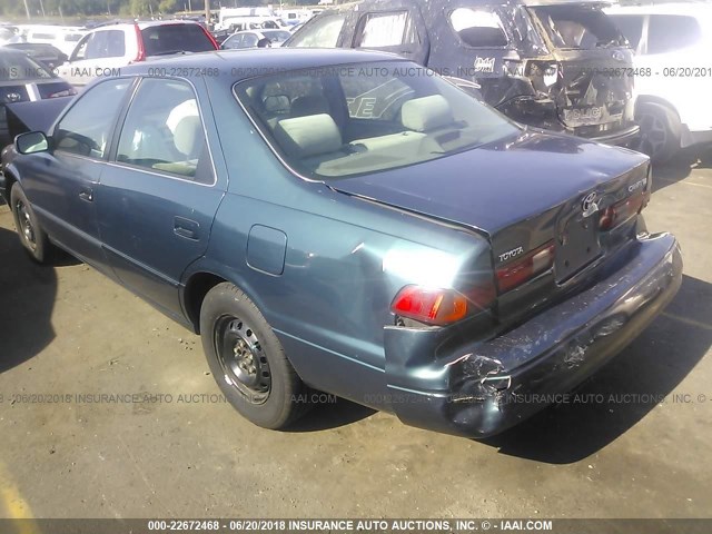 4T1BG22K6WU221095 - 1998 TOYOTA CAMRY CE/LE/XLE 绿色 照片 3