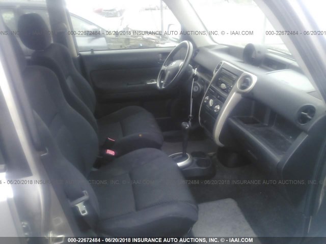 JTLKT324150212953 - 2005 TOYOTA SCION XB Сұр фото 5