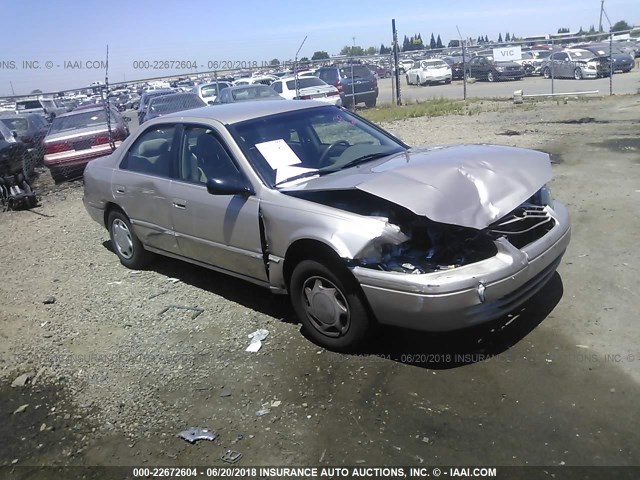 4T1BG22K7XU406435 - 1999 TOYOTA CAMRY CE/LE/XLE 金色 照片 1