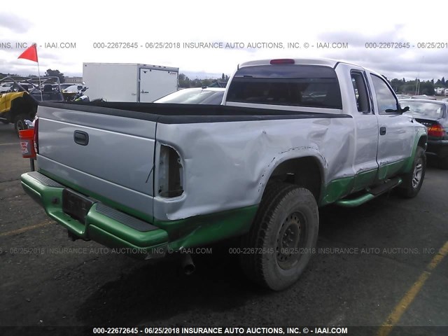 1D7HG12K64S507665 - 2004 DODGE DAKOTA SXT SILVER photo 4