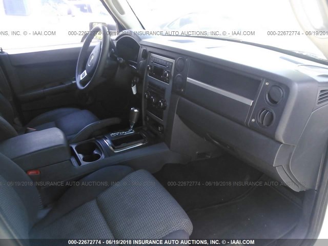 1J8HH48K18C246874 - 2008 JEEP COMMANDER SPORT ვერცხლისფერი ფოტო 5