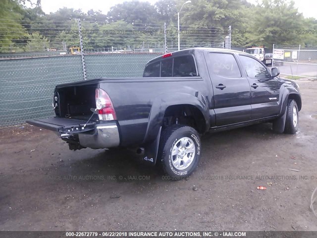 3TMLU4EN9AM039097 - 2010 TOYOTA TACOMA DOUBLE CAB BLACK photo 4