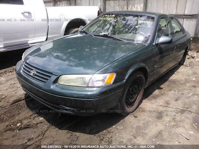 4T1BG22K4VU821287 - 1997 TOYOTA CAMRY CE/LE/XLE 绿色 照片 2