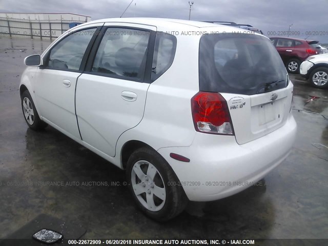 KL1TD66607B743487 - 2007 CHEVROLET AVEO LS WHITE photo 3