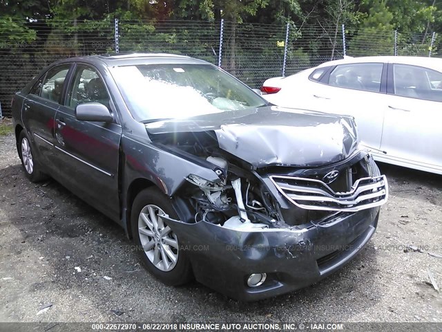 4T1BK3EKXBU631747 - 2011 TOYOTA CAMRY SE/LE/XLE 灰色 照片 1
