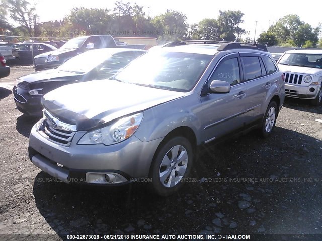 4S4BRBKC6B3349095 - 2011 SUBARU OUTBACK 2.5I LIMITED SILVER photo 2