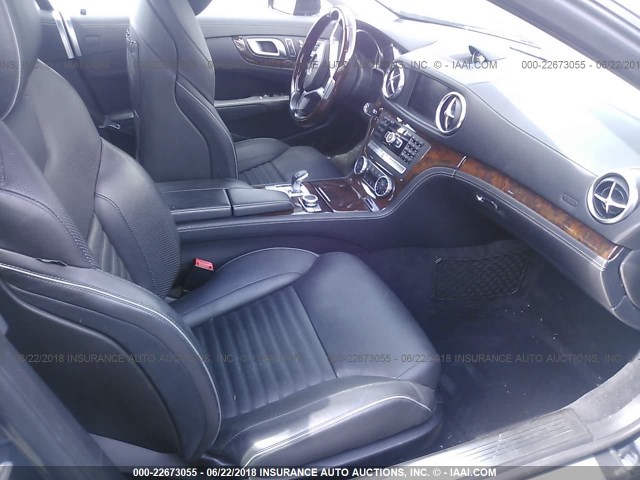 WDDJK7DA7EF027605 - 2014 MERCEDES-BENZ SL 550 BLACK photo 5