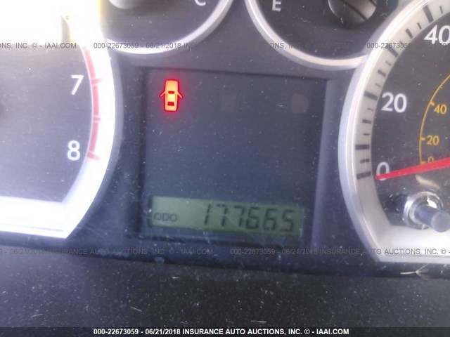 KL1TD56607B065608 - 2007 CHEVROLET AVEO LS SILVER photo 7