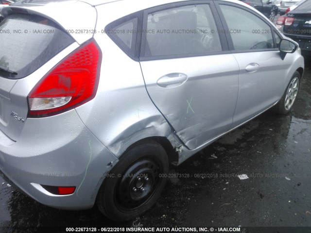 3FADP4FJ4BM117087 - 2011 FORD FIESTA SES SILVER photo 6